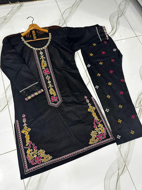 Black embroidered cotton kurta and trouser set alternate view